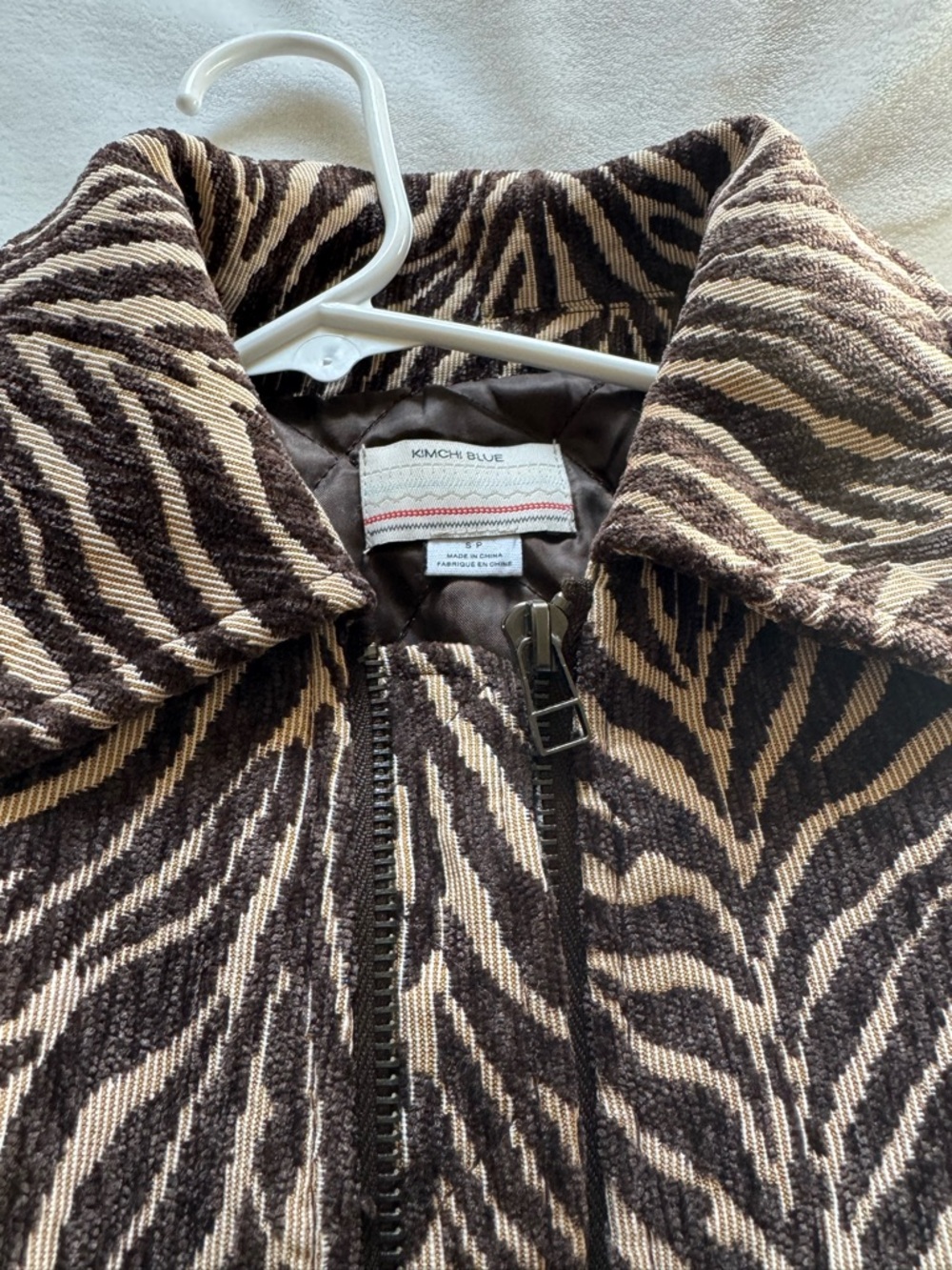 Kimchi blue Women's Brown Zebra-Print Cropped Jacket - Picture 5 of 8